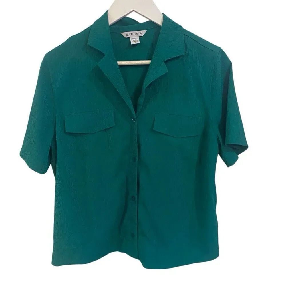 Athleta echo top collared button up short sleeve shirt, size, small green ruffle